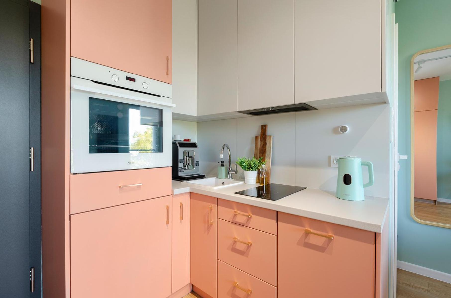 Queen Size Bed - Apartament Obok Manufaktury W Centrum Lodzi - Parking Gratis!!! 외부 사진